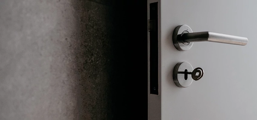 Front Door Handle Repair And Installation in La Habra Heights, CA